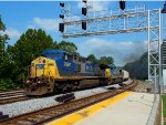 CSX 7897 and 7569